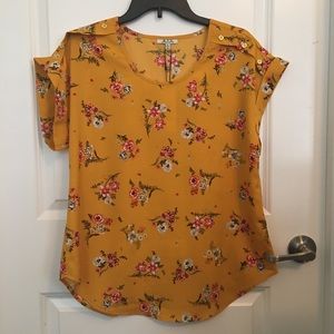 MPH Collection Women’s Floral Large Top New!!!